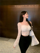 Blusa Cropped Feminina em Renda – Estilo Y2K