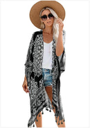 Saída de Praia Feminina 2025 – Kimono Longo Boho com Franjas, Estampado, Sexy e Plus Size | Túnica Elegante para Biquíni e Moda Praia"