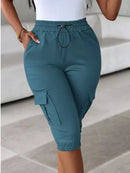 Calça Feminina Casual – Skinny, Cintura Alta com Cordão, Bolsos e Punhos Ajustáveis